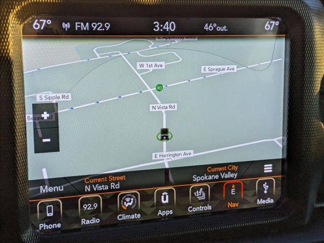 Used 2018 Jeep Wrangler Unlimited Sahara w/ Uconnect 4C Nav & Sound Group image 16