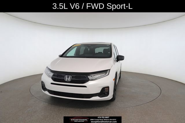 Used 2025 Honda Odyssey Sport-L image 32