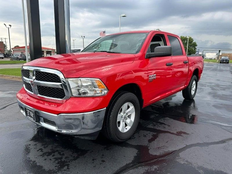 Used 2022 RAM 1500 Classic SLT image 8