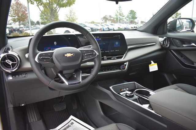 New 2026 Chevrolet Equinox LT w/ Convenience Package II image 19