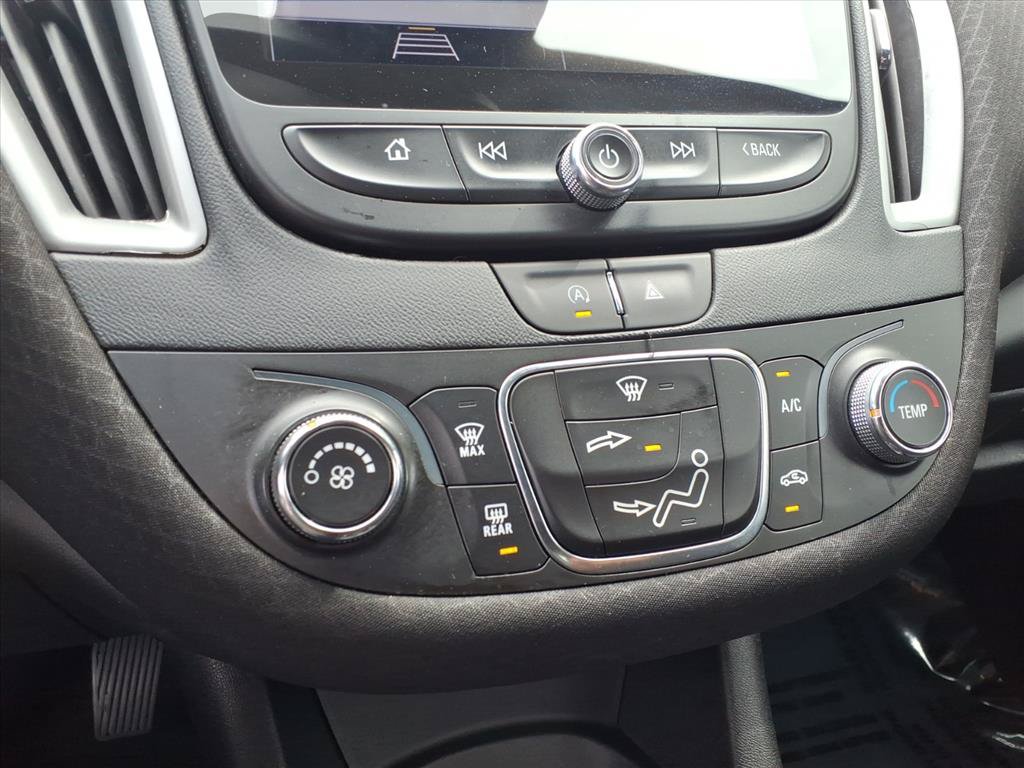 Used 2023 Chevrolet Malibu LS FWD image 11