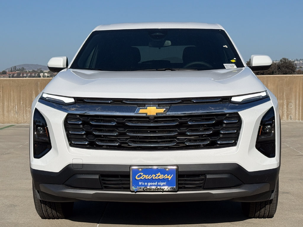 New 2027 Chevrolet Equinox LT w/ Convenience Package II FWD image 4