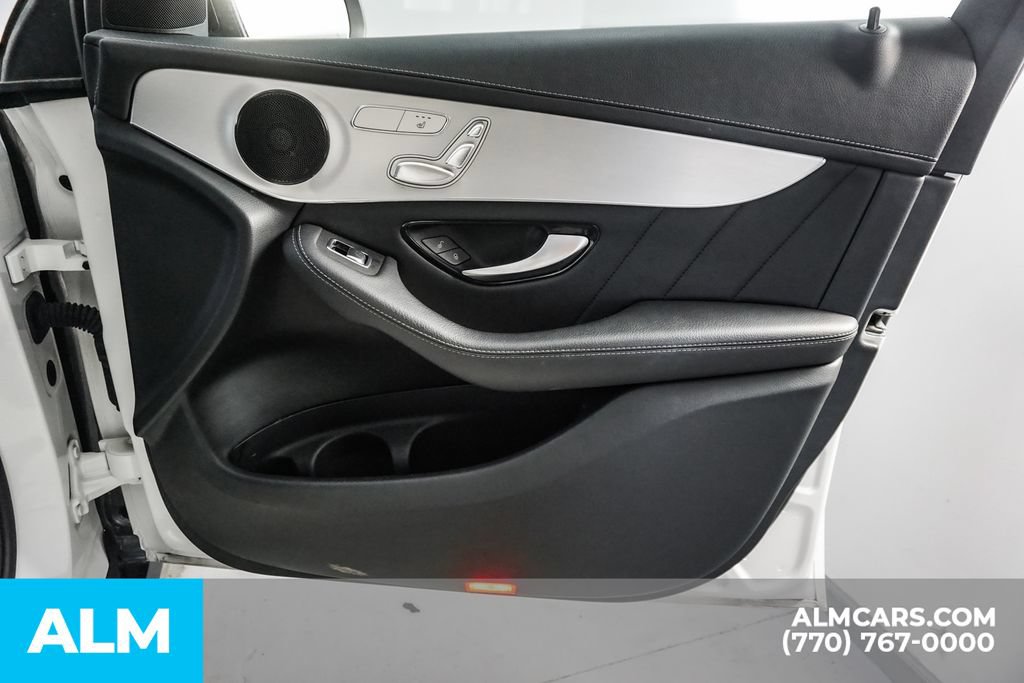 Used 2022 Mercedes-Benz GLC 300 4MATIC Coupe image 43
