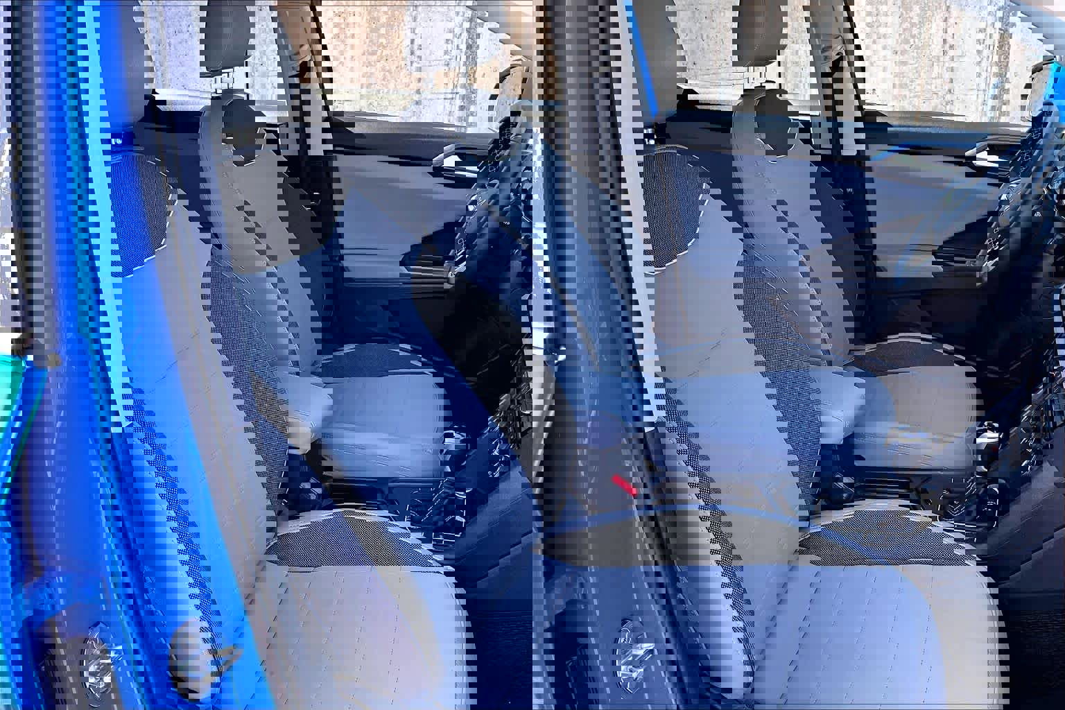 Used 2023 Volkswagen Taos SE image 9