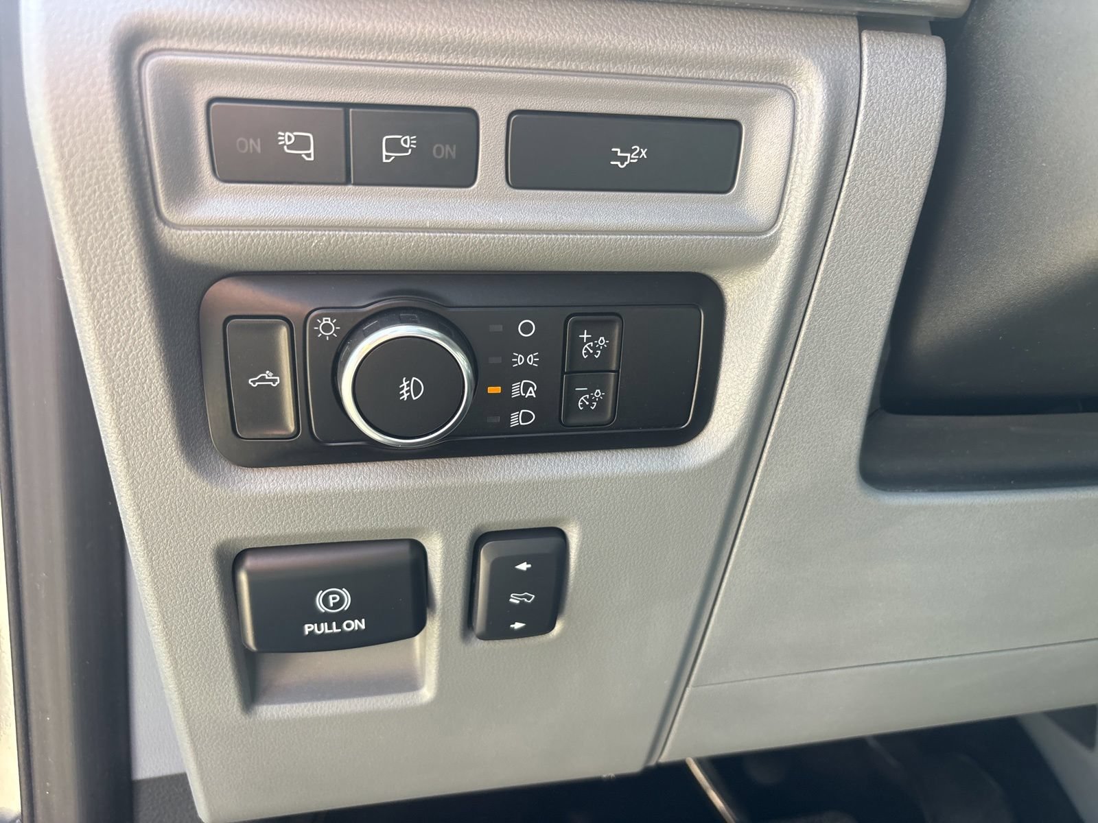 Certified 2023 Ford F150 Lariat w/ Equipment Group 502A High AWD/4WD image 18
