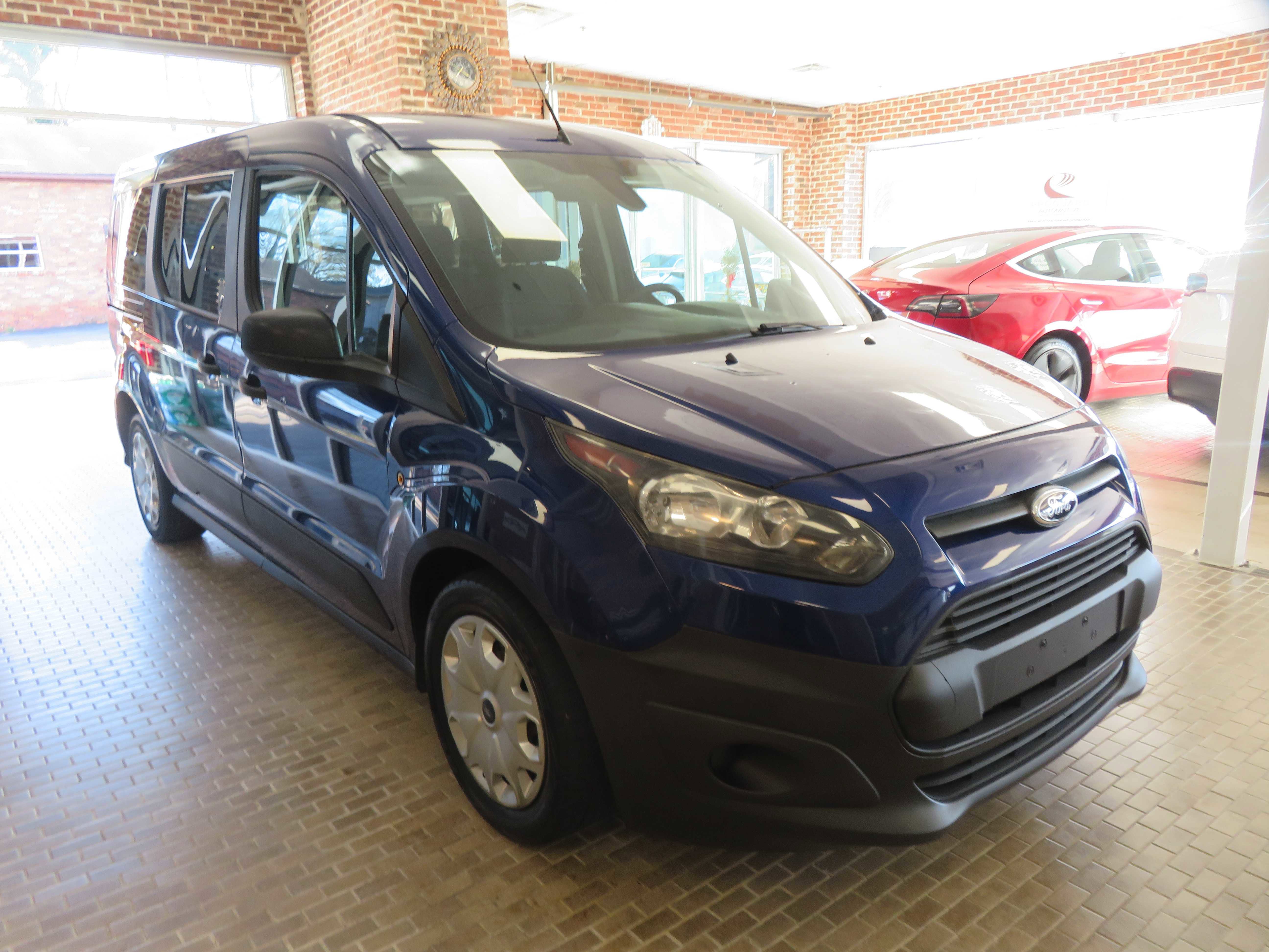 Used 2016 Ford Transit Connect XL image 3