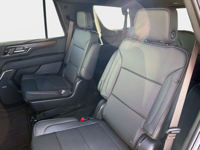 New 2026 GMC Yukon Denali w/ Denali Reserve Package image 12