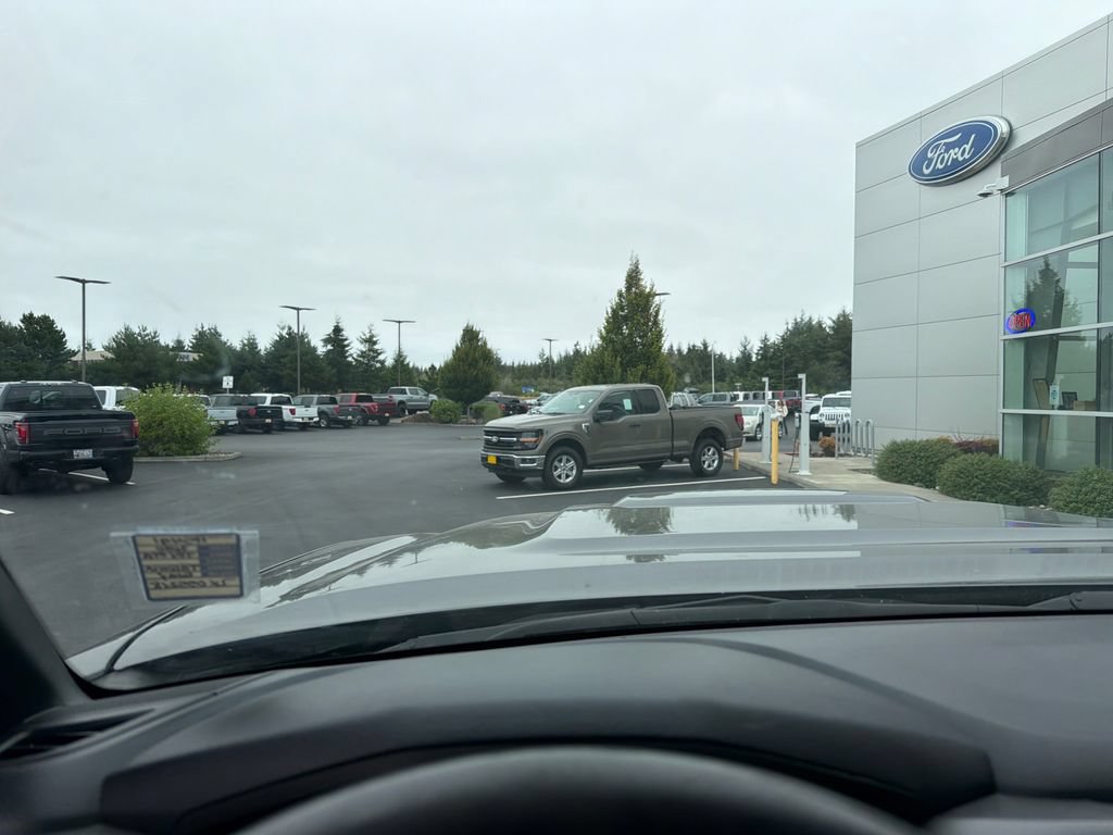Used 2020 Toyota Tacoma TRD Sport AWD/4WD image 13