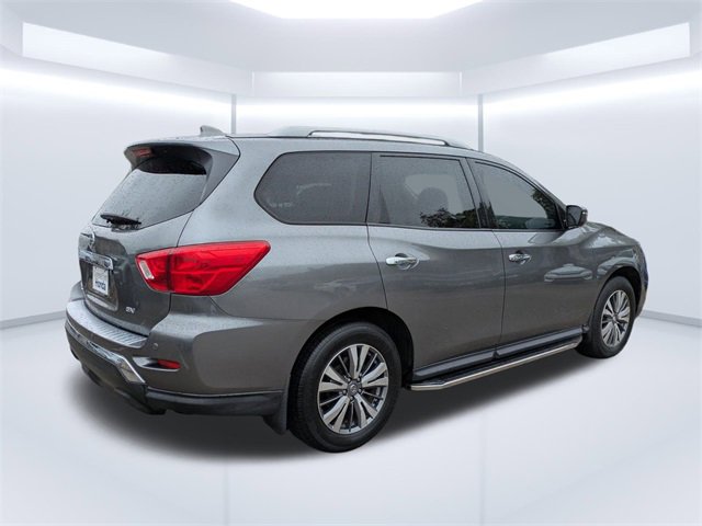 Used 2020 Nissan Pathfinder SV image 4