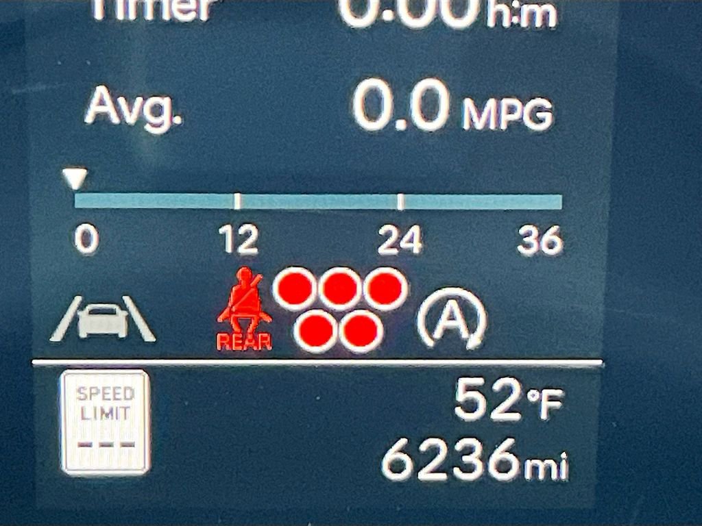 Used 2025 Hyundai Santa Fe XRT image 12