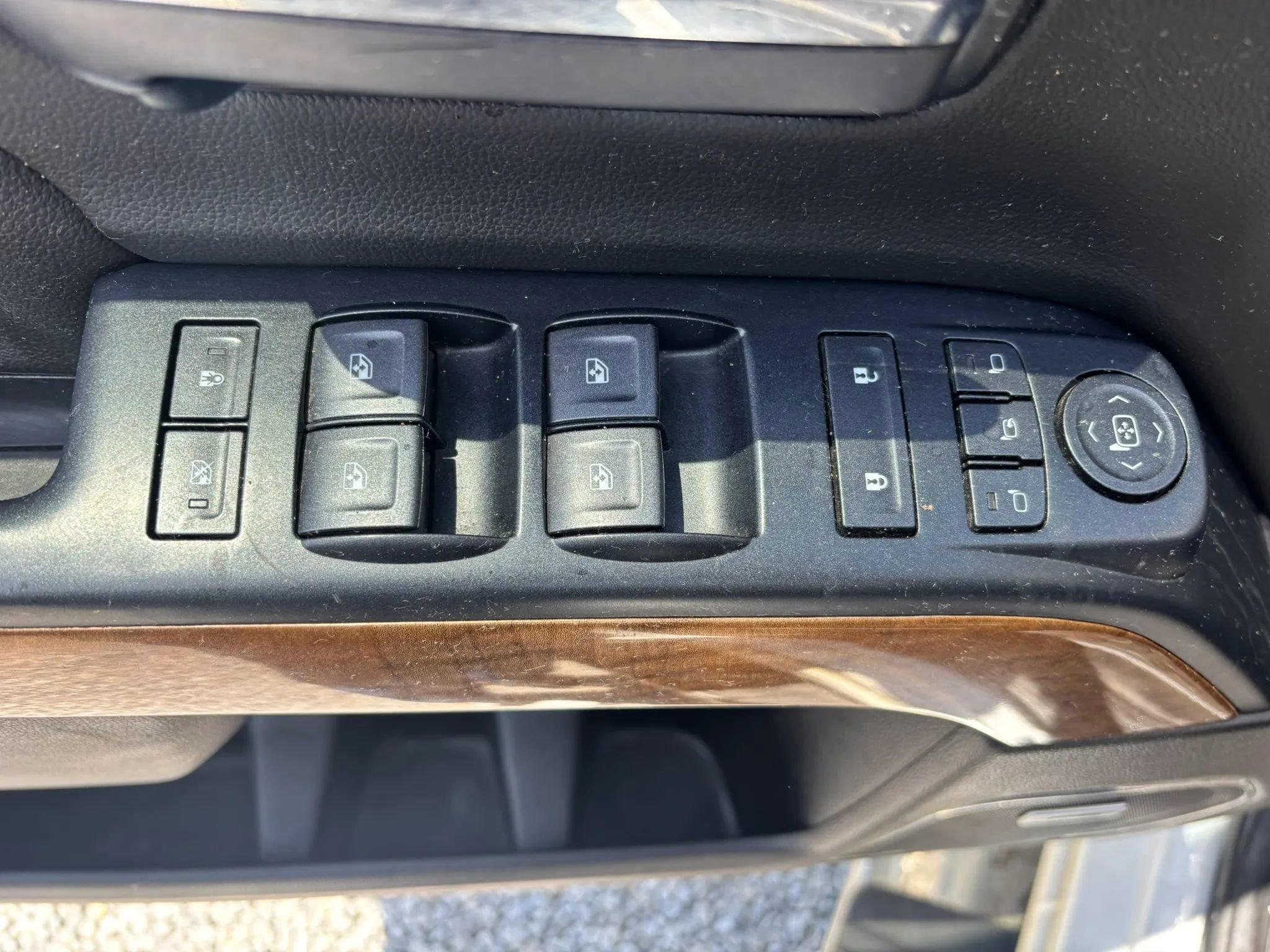 Used 2019 Chevrolet Silverado 2500 LTZ w/ Duramax Plus Package AWD/4WD image 22