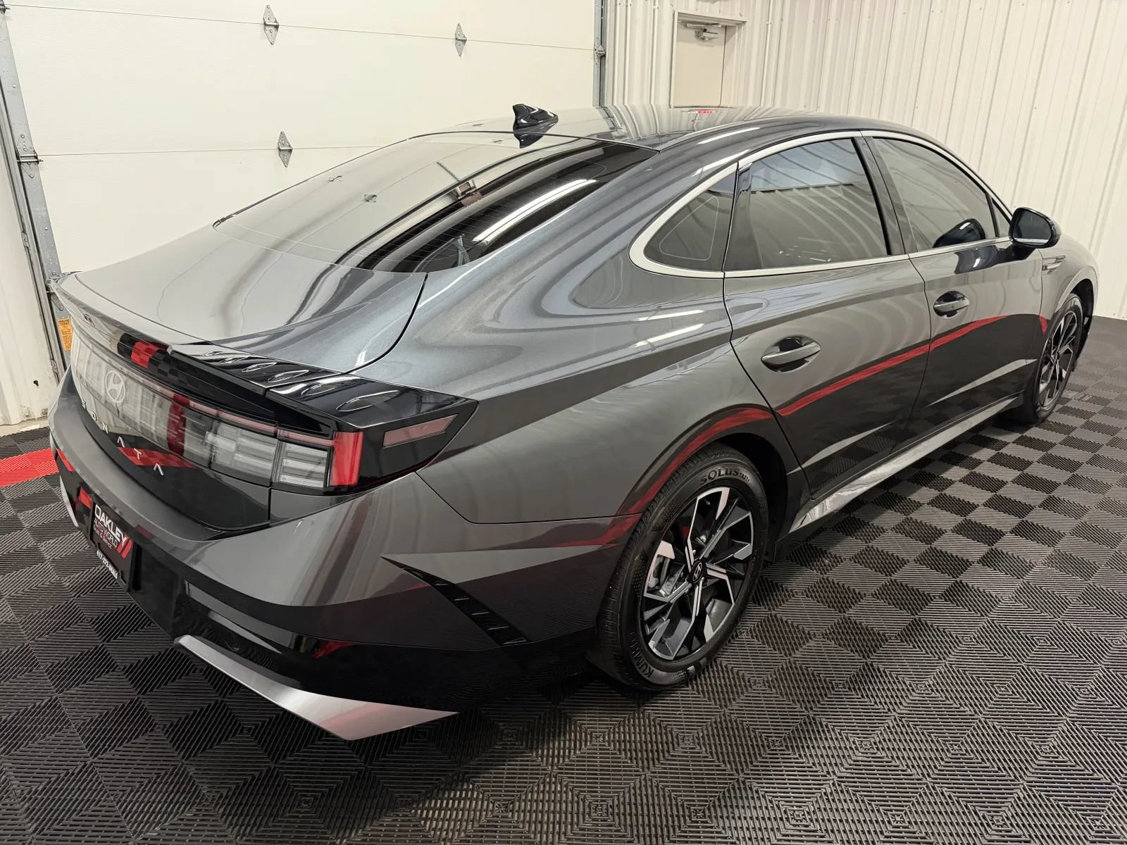 Used 2025 Hyundai Sonata SEL FWD image 4