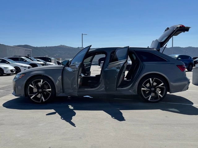 Used 2025 Audi RS 6 performance w/ Matte Carbon Package AWD/4WD image 28