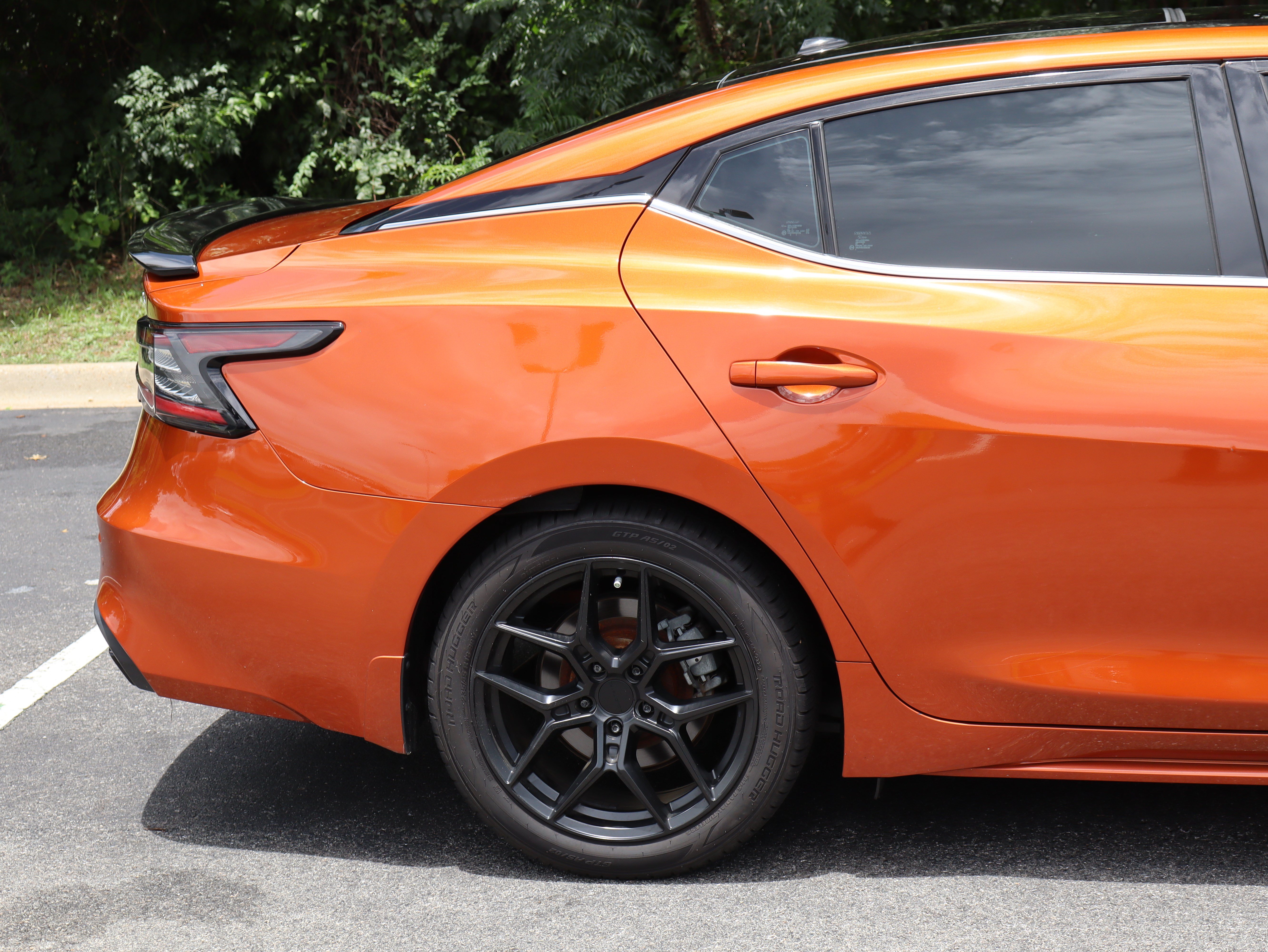 Used 2020 Nissan Maxima SR w/ Sport Mat Group FWD image 14