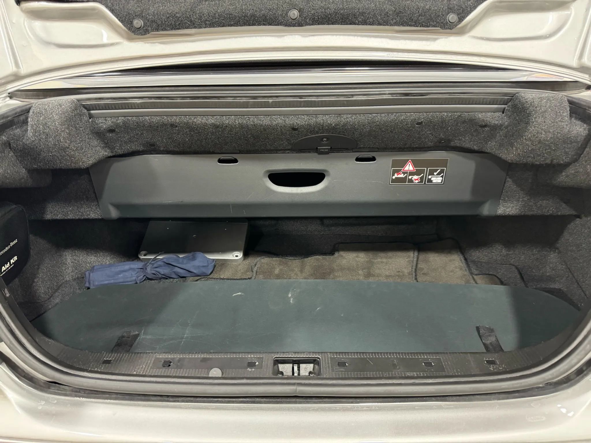 Used 2002 Mercedes-Benz CLK 320 Cabriolet image 32