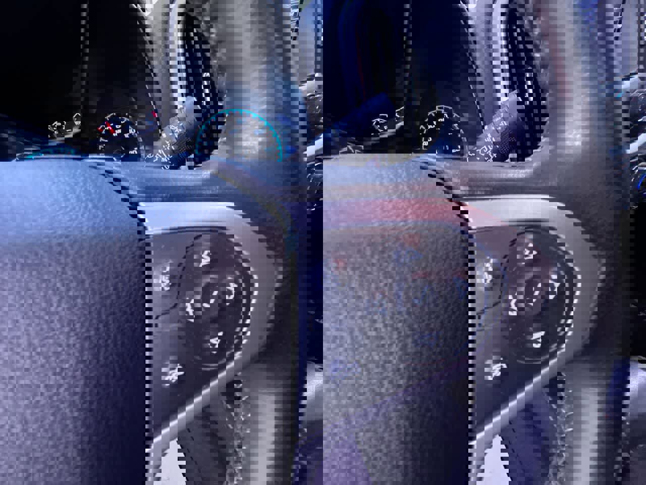 Used 2020 Chevrolet Colorado ZR2 image 22