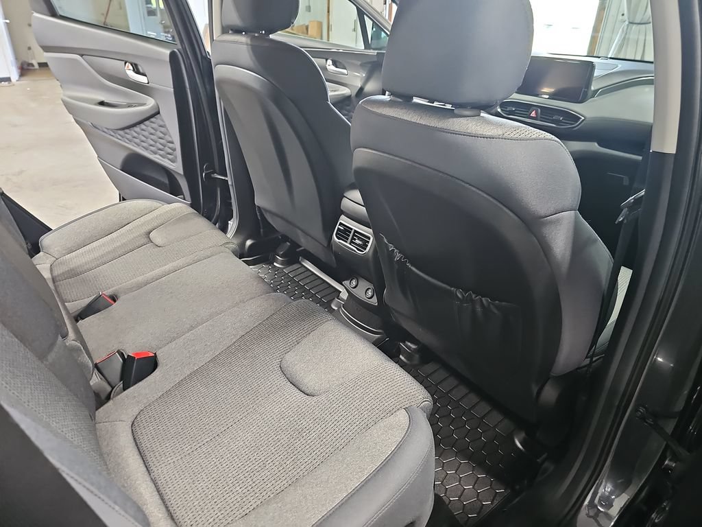 Certified 2023 Hyundai Santa Fe SEL AWD/4WD image 11