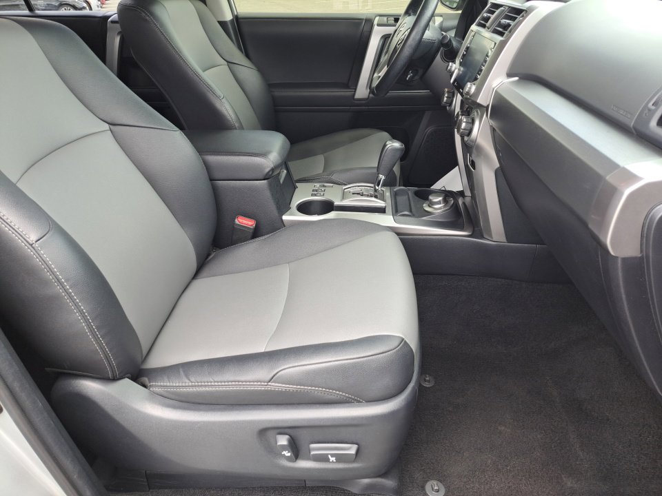 Used 2023 Toyota 4Runner SR5 Premium AWD/4WD image 19
