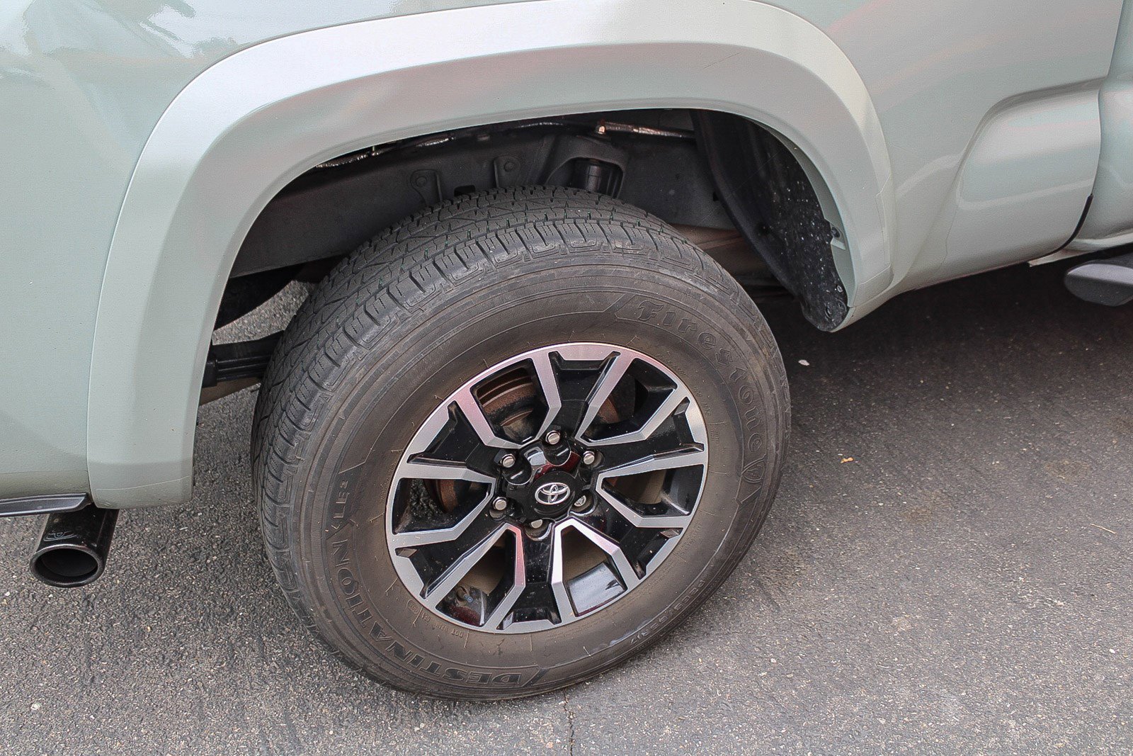 Used 2023 Toyota Tacoma TRD Sport w/ Black Out Package (TMS) RWD image 7