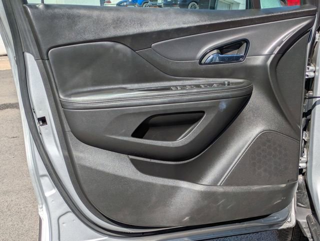 Used 2022 Buick Encore Preferred w/ Safety Package image 6