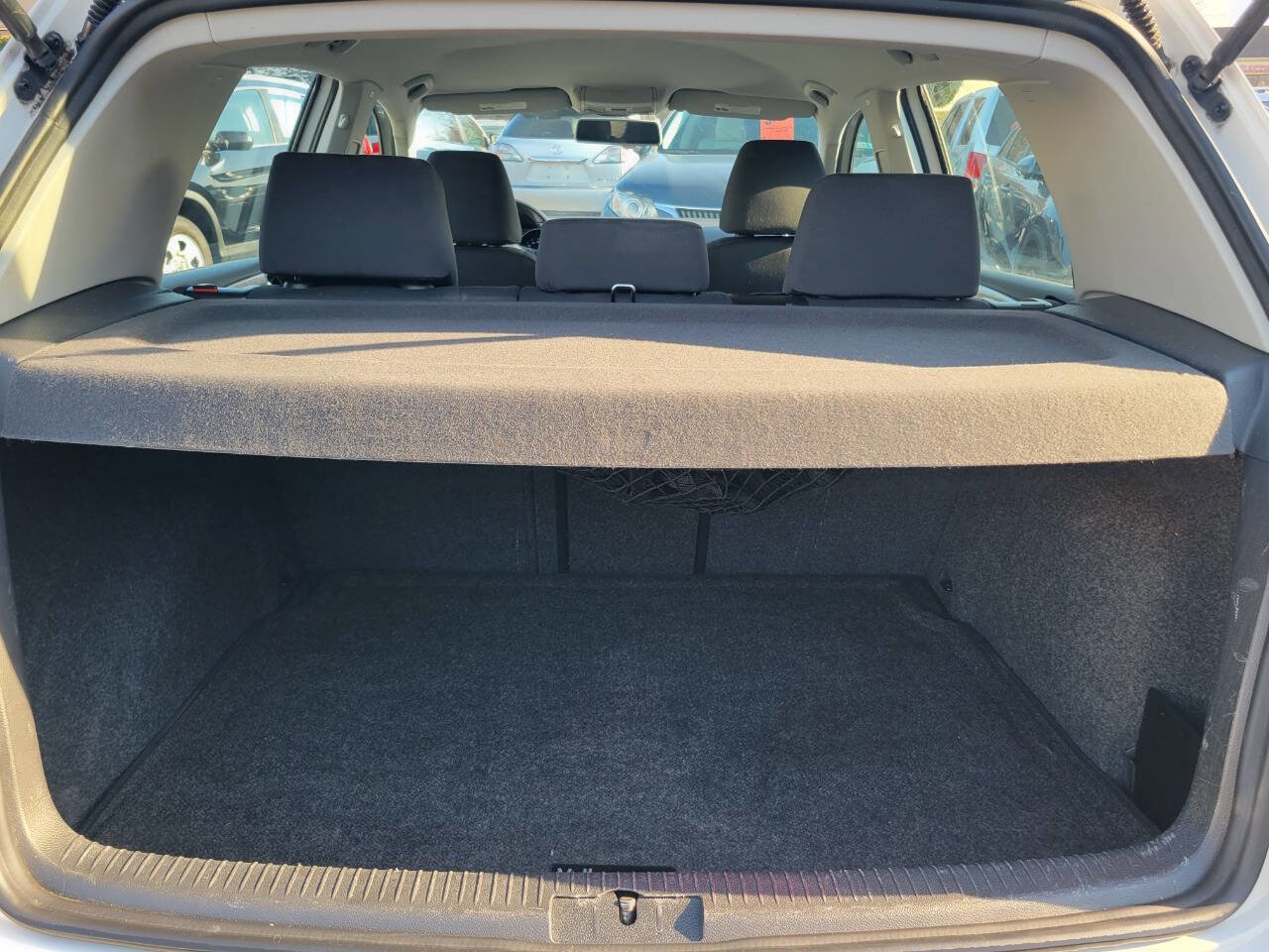 Used 2013 Volkswagen Golf TDI image 25