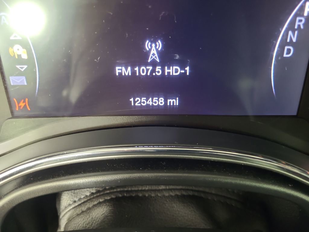 Used 2019 Jeep Grand Cherokee Trailhawk w/ Trailhawk Luxury Group AWD/4WD image 11