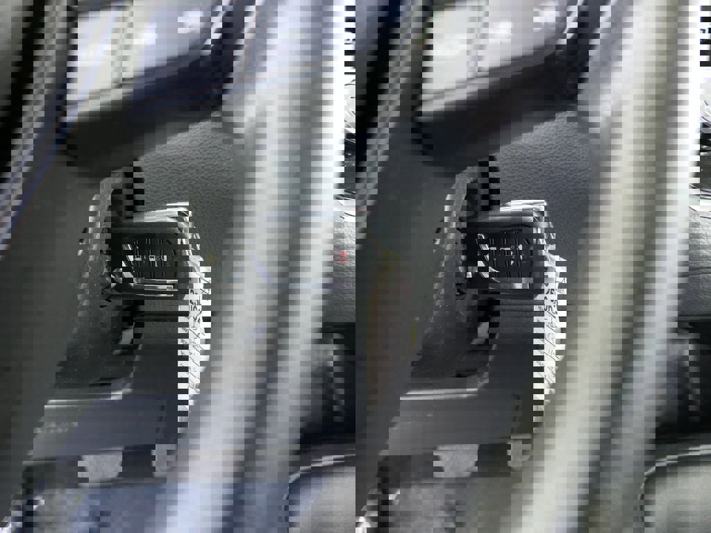 Used 2023 Toyota Corolla LE w/ Carpet Mat Package (TMS) image 19