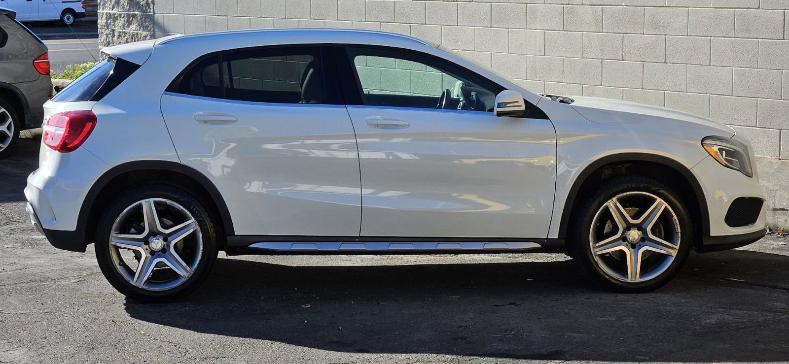Used 2015 Mercedes-Benz GLA 250 4MATIC image 6