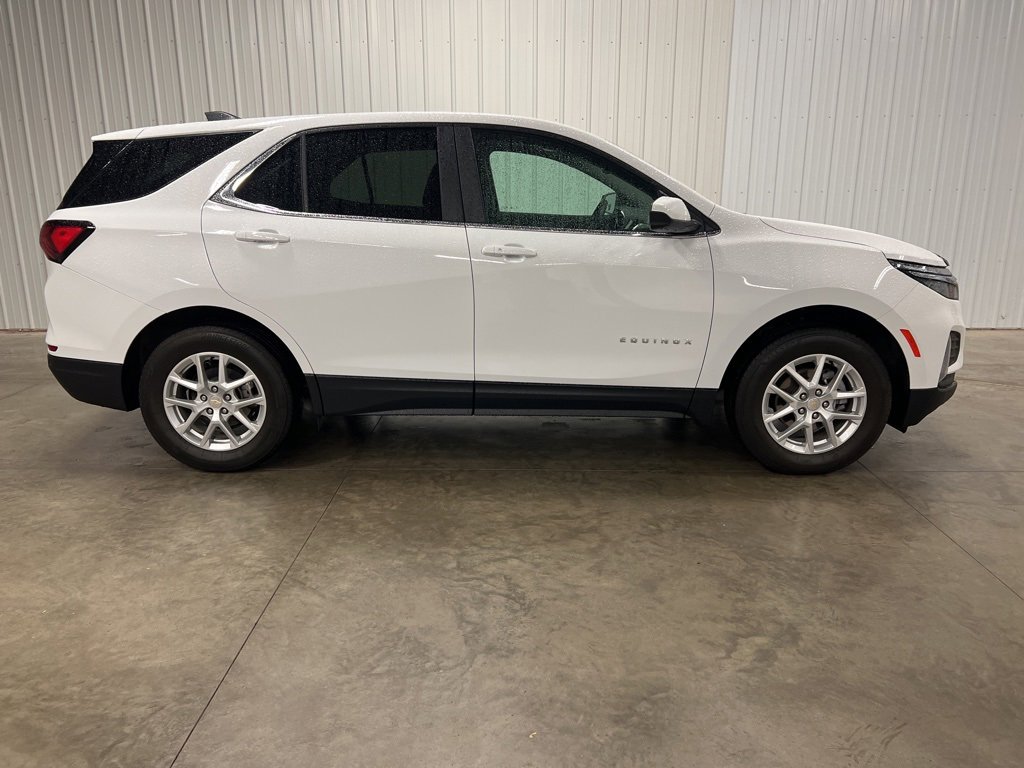 Certified 2023 Chevrolet Equinox LT image 2