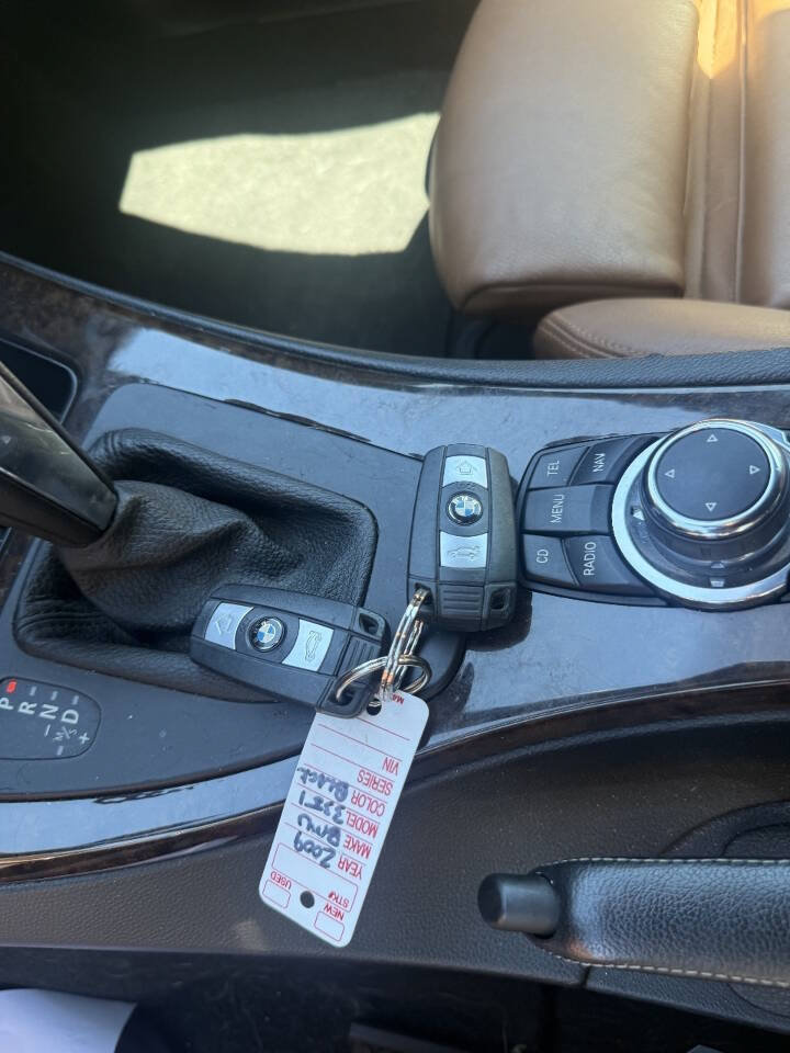 Used 2009 BMW 335i Convertible RWD image 12