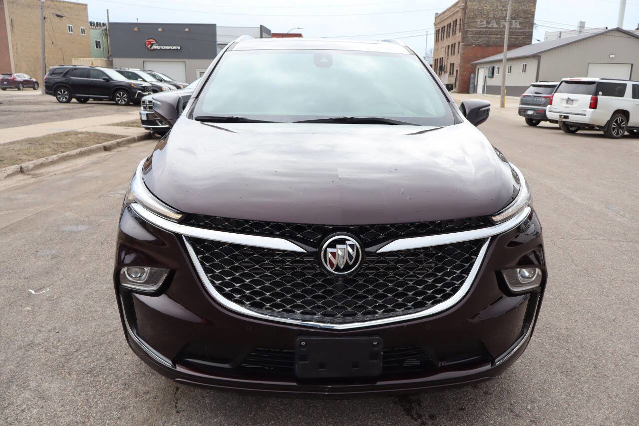Used 2023 Buick Enclave Avenir w/ Trailering Package, 5000 lbs. AWD/4WD image 10