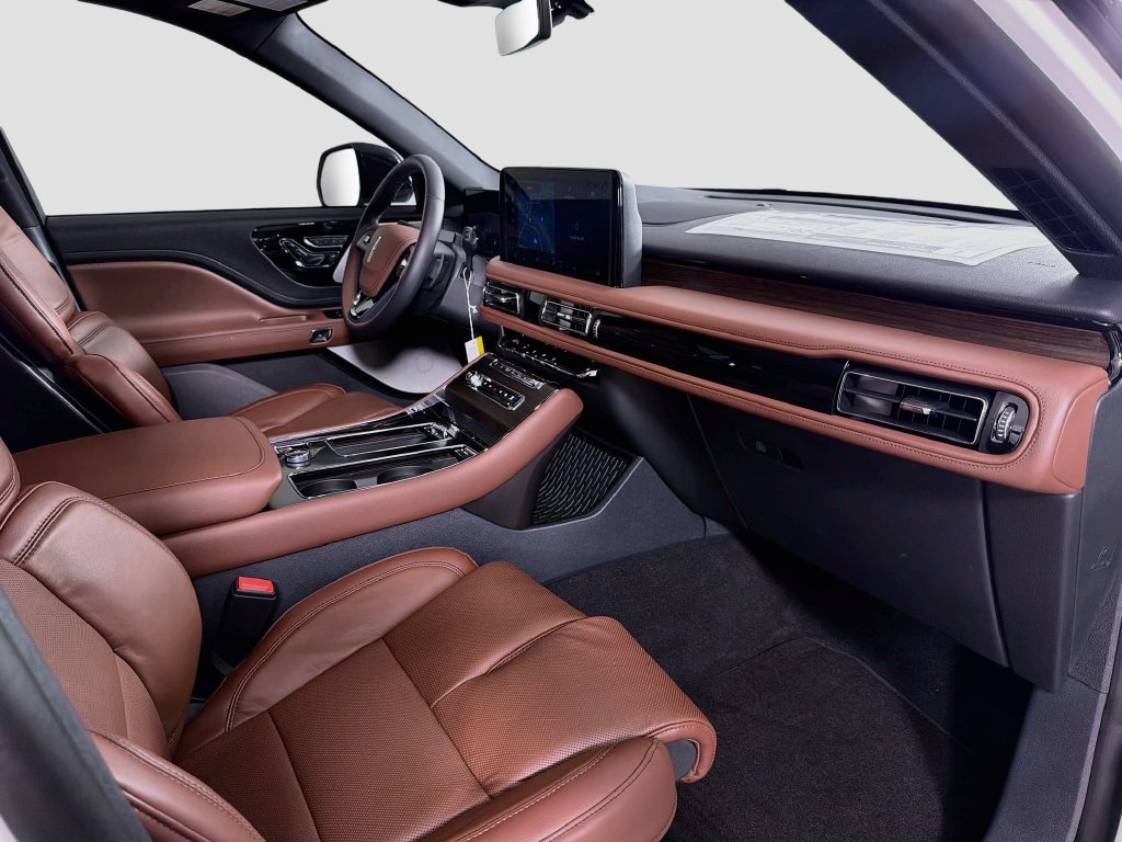 New 2026 Lincoln Aviator Reserve AWD/4WD image 31