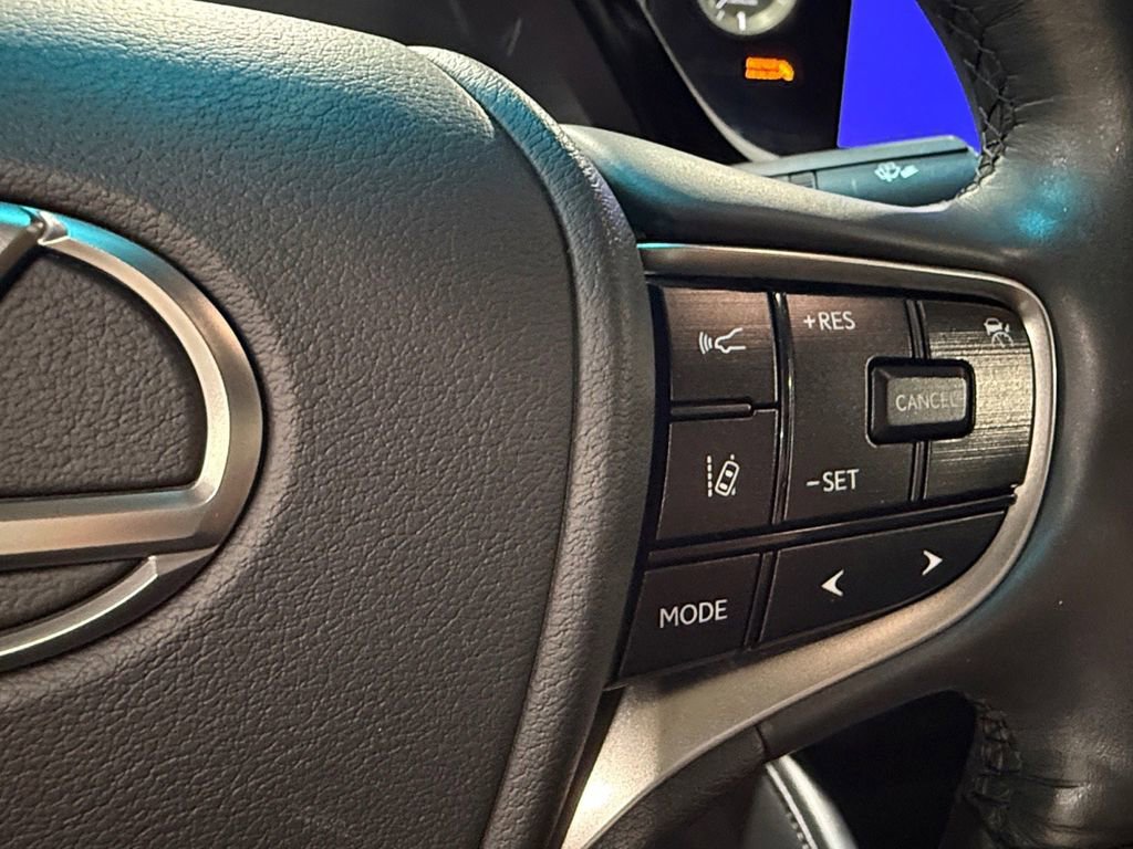 Used 2023 Lexus ES 350 w/ Premium Package image 26