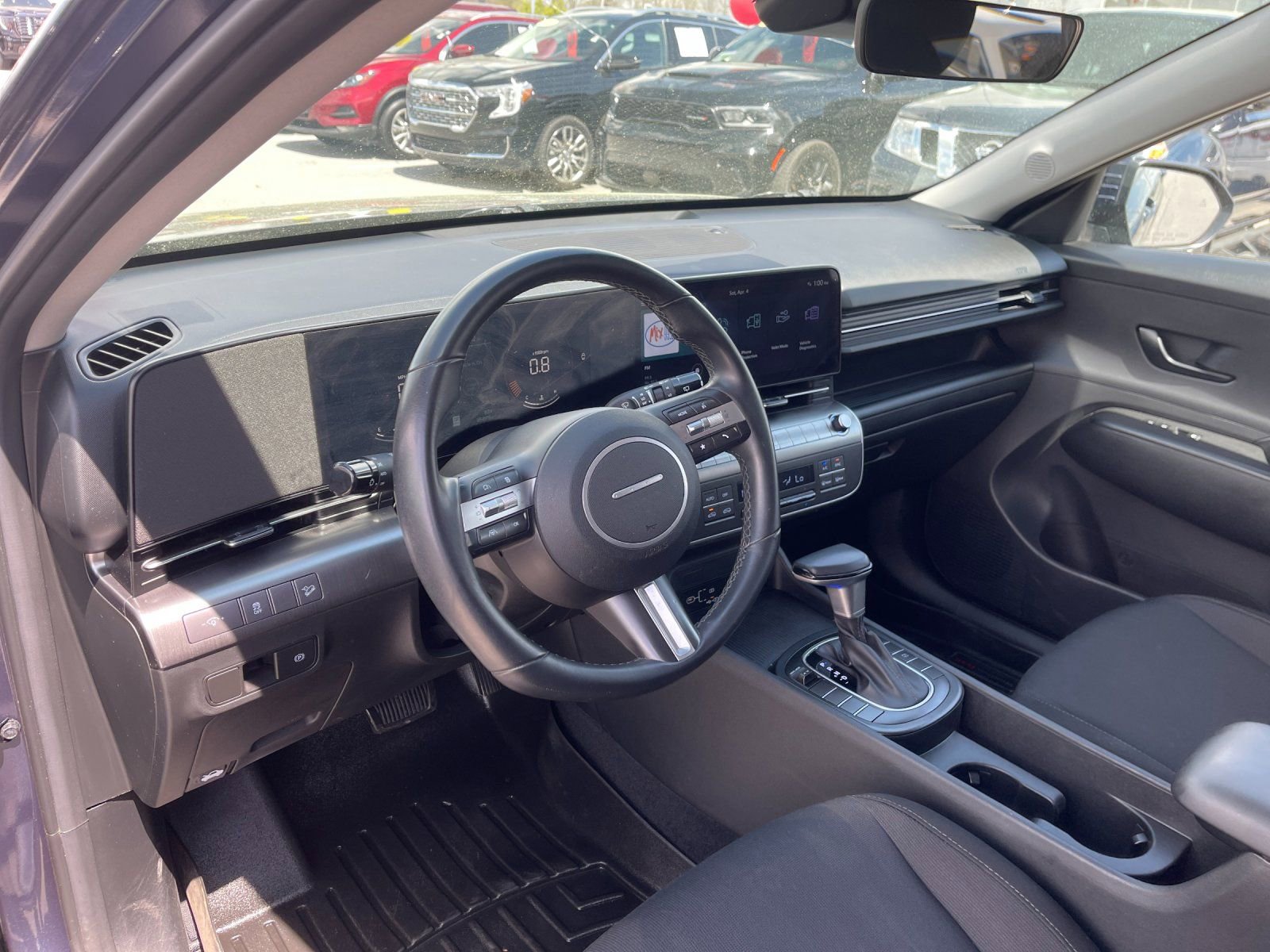 Used 2024 Hyundai Kona SEL image 11