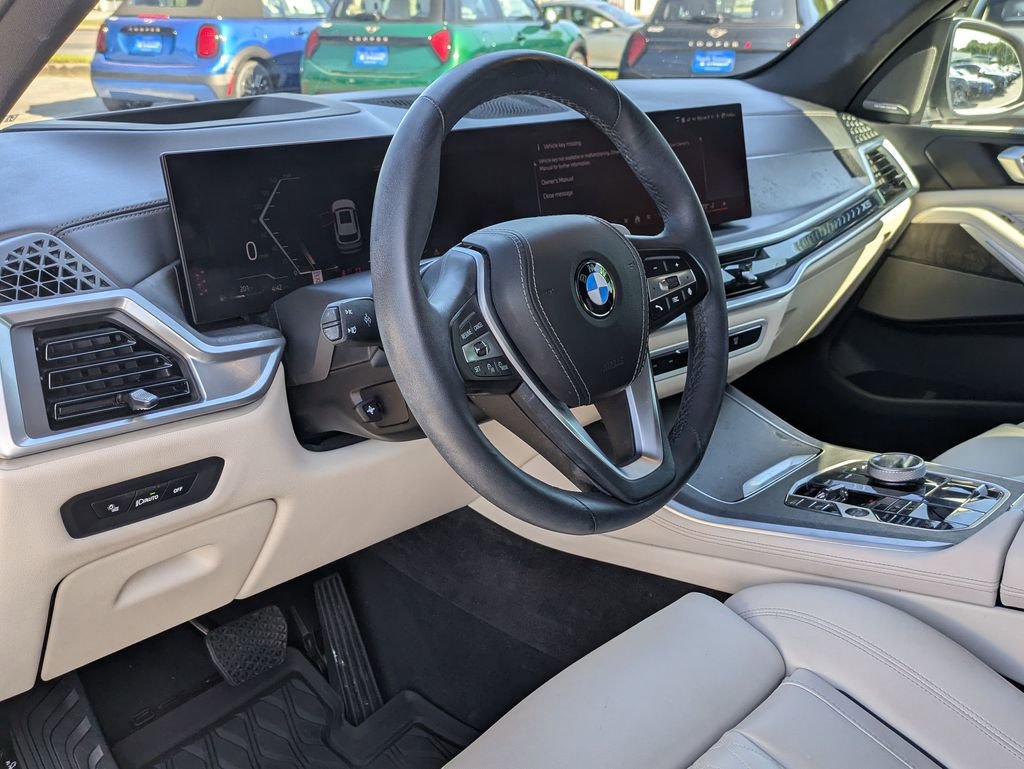 Used 2025 BMW X5 xDrive40i w/ Executive Package image 28