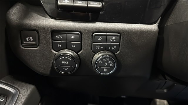 Used 2024 Chevrolet Silverado 3500 LTZ w/ LTZ Plus Package image 22