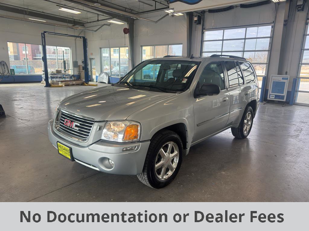 Used 2008 GMC Envoy SLT image 1