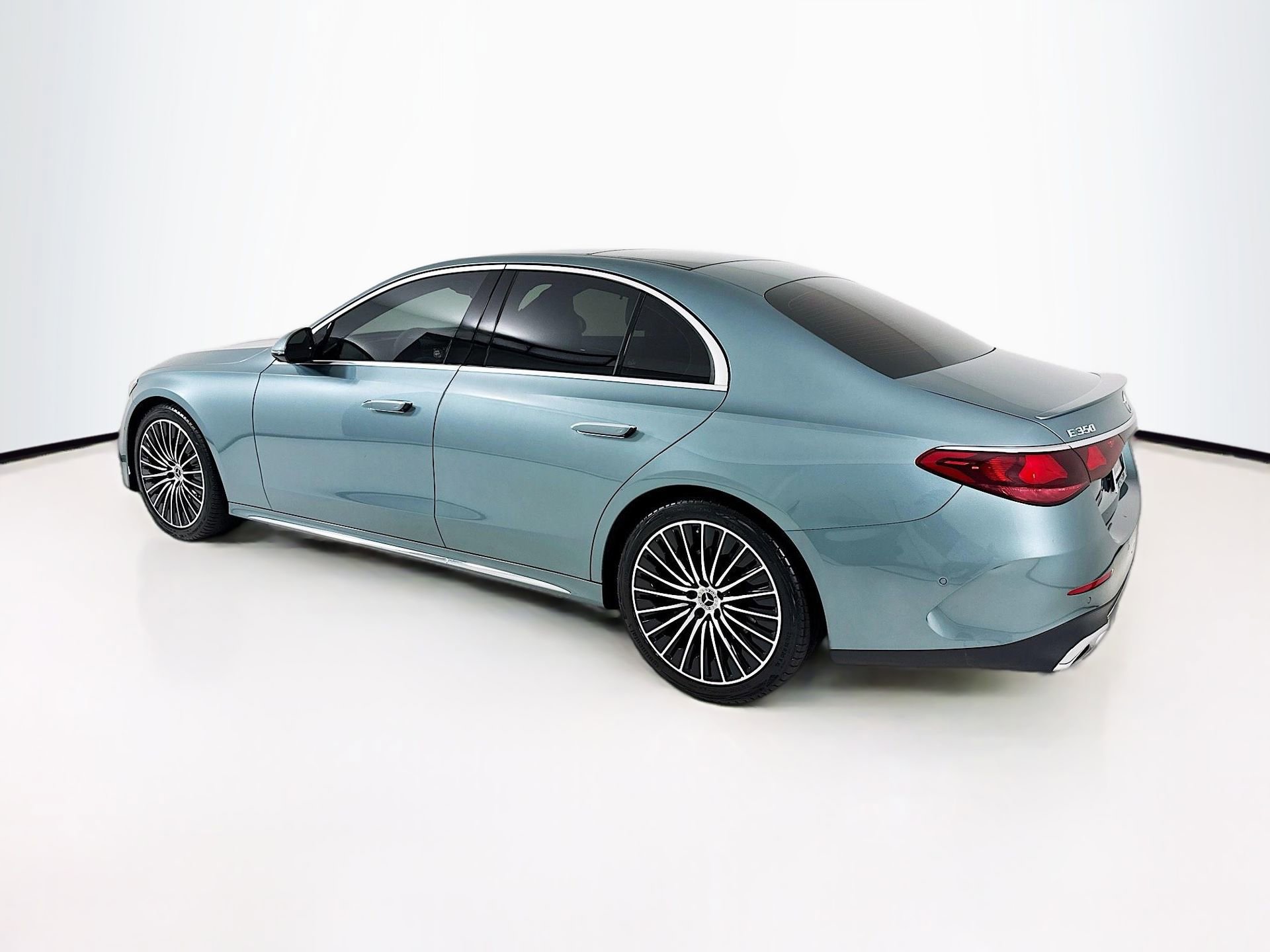 Certified 2024 Mercedes-Benz E 350 4MATIC Sedan image 6