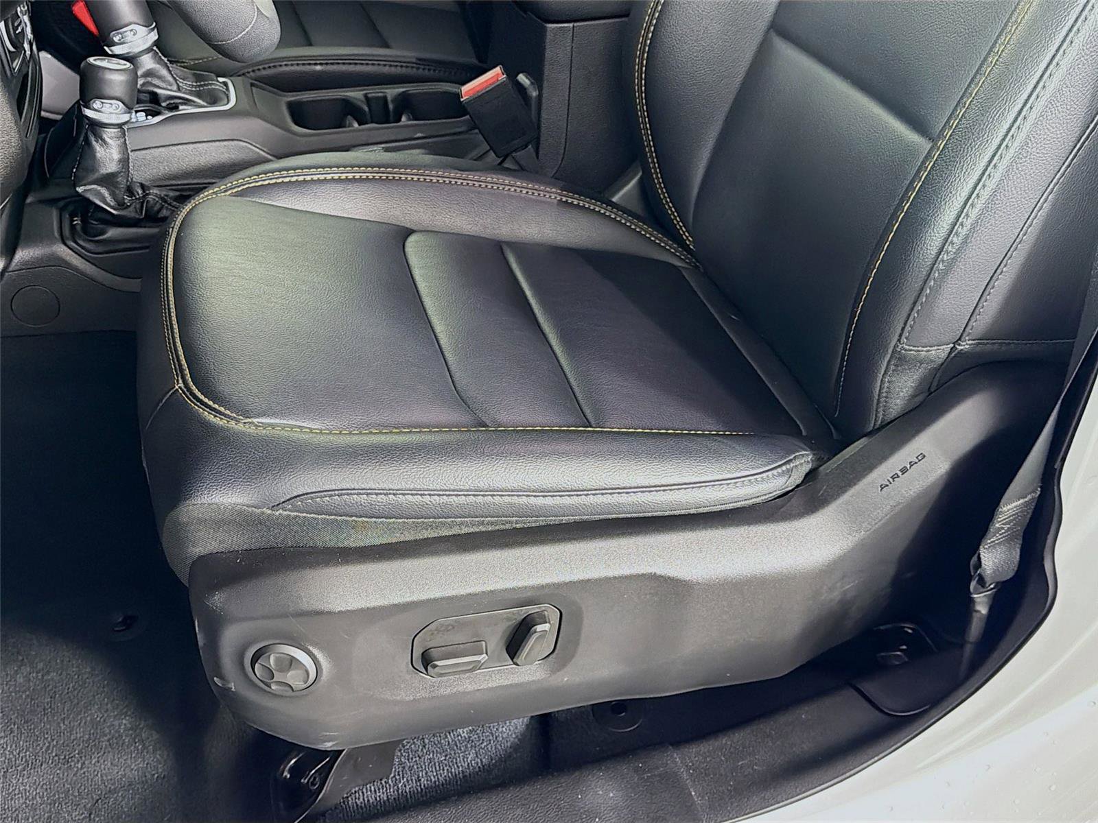 Used 2024 Jeep Wrangler Sahara w/ Technology Group image 21