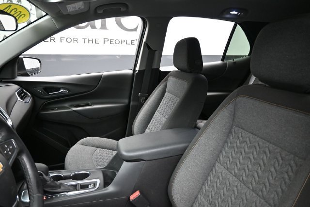 Used 2024 Chevrolet Equinox LT w/ LPO, Cargo Package FWD image 17