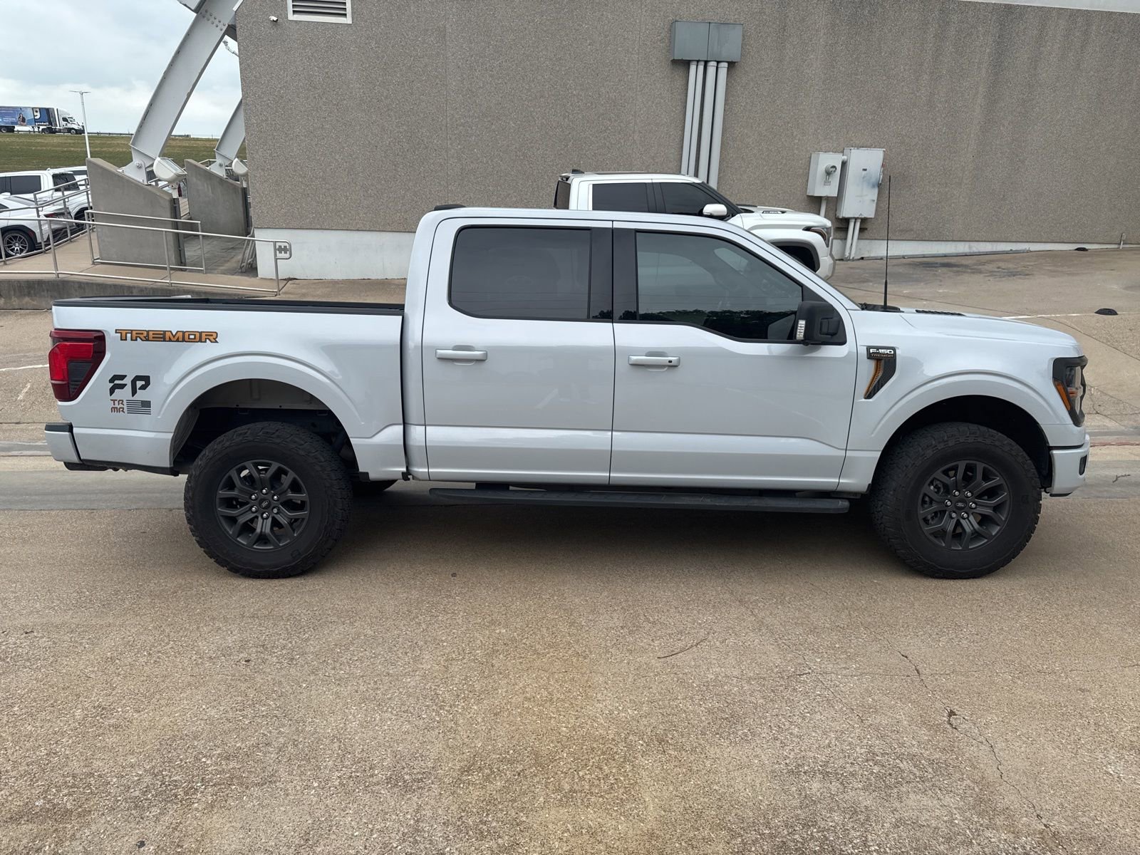 Used 2025 Ford F150 Tremor w/ Tow/Haul Package image 8