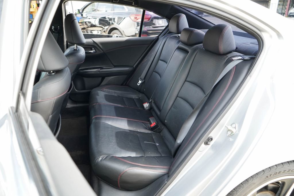 Used 2017 Honda Accord Sport Special Edition image 9