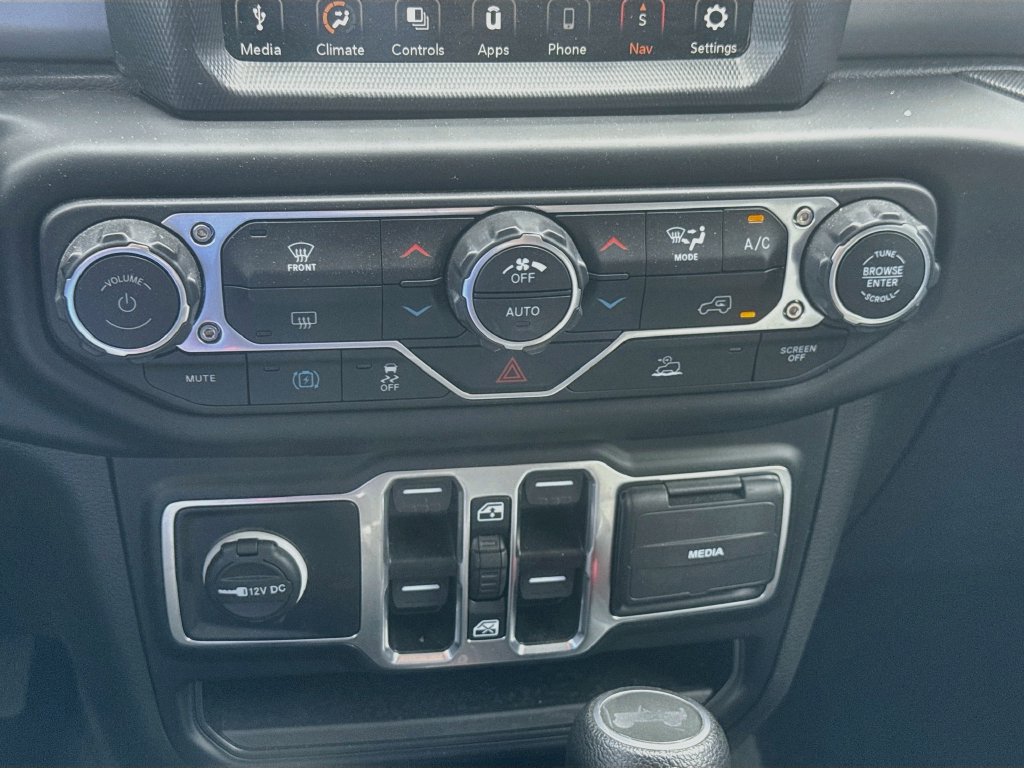 Used 2023 Jeep Wrangler Unlimited w/ 8.4" Radio Group AWD/4WD image 17