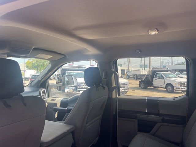 Used 2017 Ford F550 4x4 Crew Cab Super Duty image 22