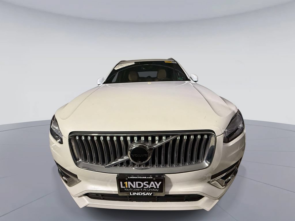 Used 2024 Volvo XC90 B6 Ultimate w/ Protection Package Premier AWD/4WD image 2