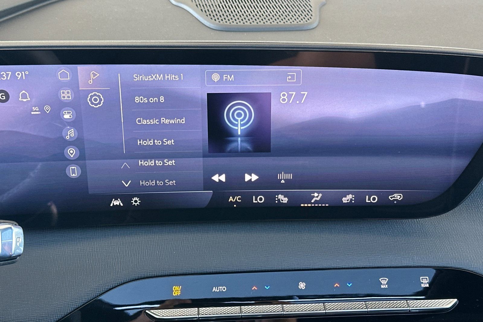 New 2026 Buick Enclave Sport Touring w/ Power Package FWD image 18