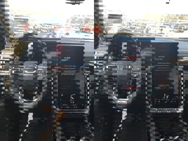 New 2026 GMC Yukon XL Elevation w/ Elevation Premium Package image 15