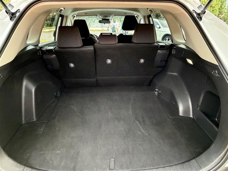 Used 2025 Toyota RAV4 LE FWD image 20