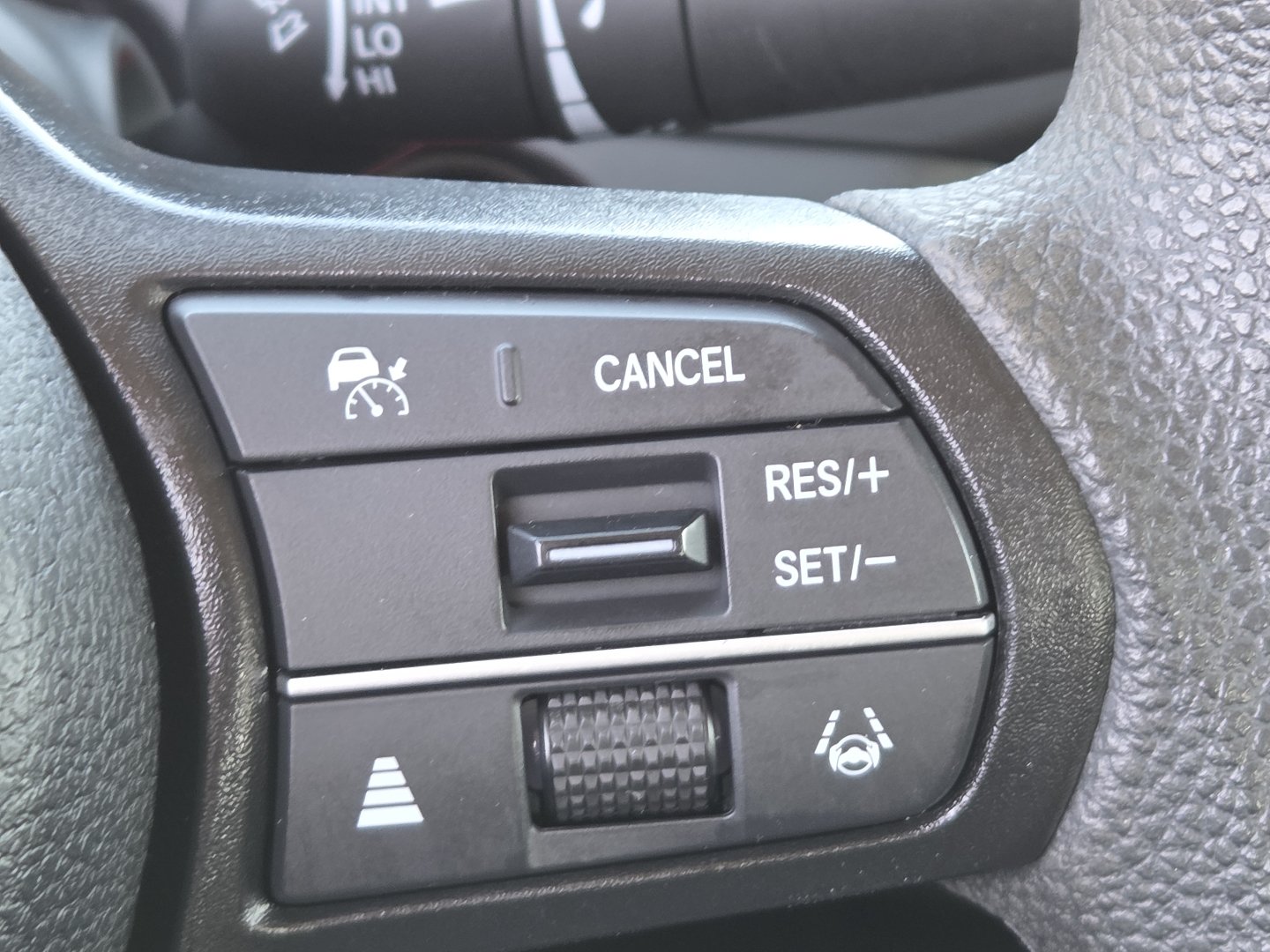Used 2024 Honda Accord EX image 9