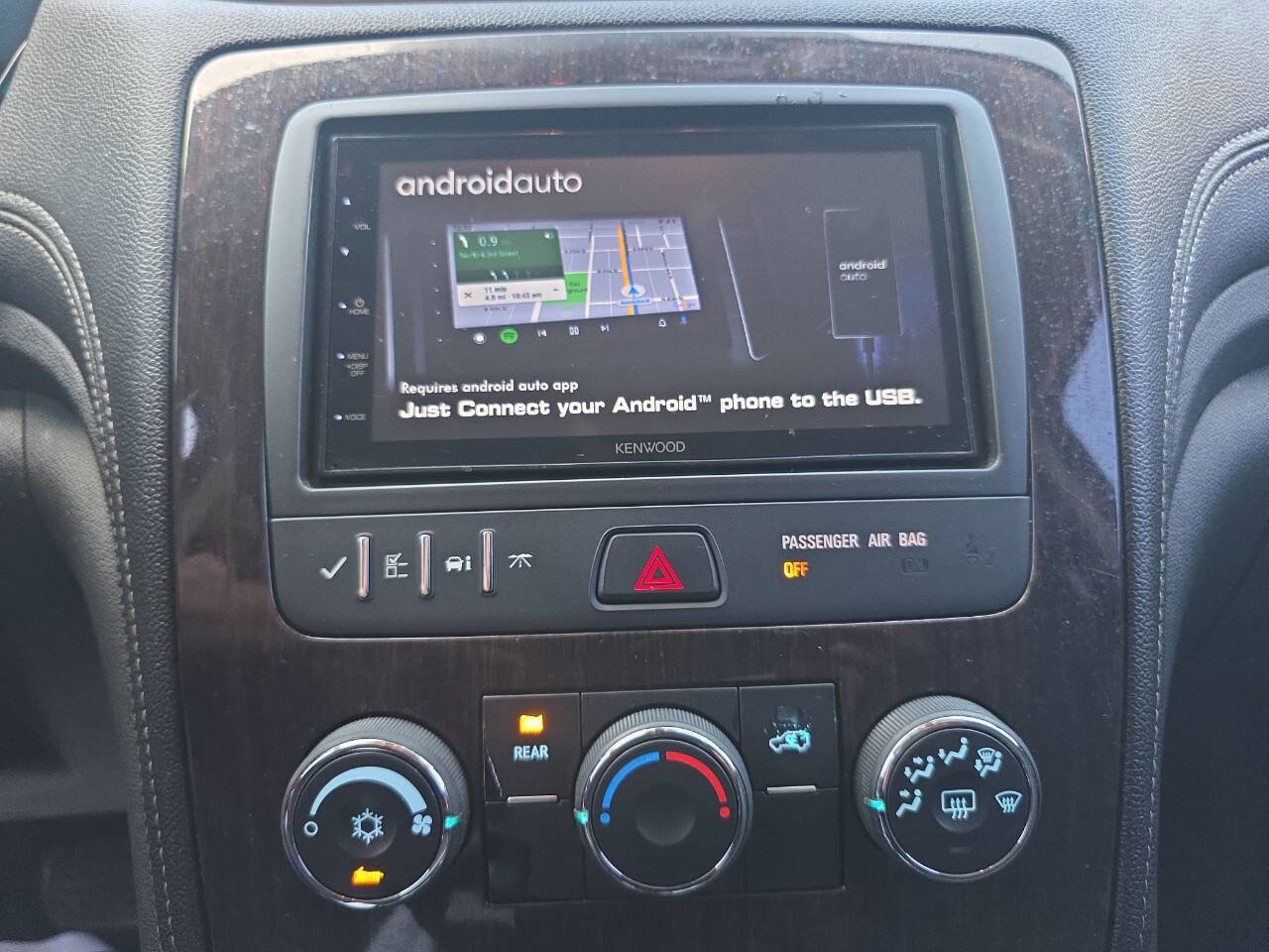Used 2016 Chevrolet Traverse LT FWD image 17